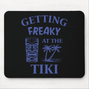 Dolle pret op het Tiki Luau-vakantie-eiland Fu Muismat