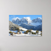Dolomieten dorp in de winter canvas afdruk (Voorkant)
