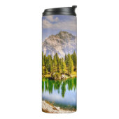 Dolomite Mountains and Lake Stunning Landscape Thermosbeker (Gedraaid links)