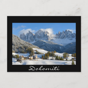 Dolomites, dorpje in de winter, briefkaart zwarte 