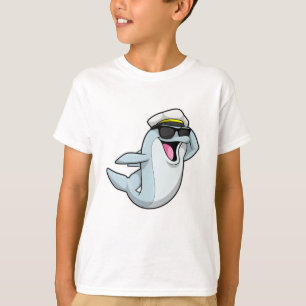Dolphin als politieman met pet van politie t-shirt