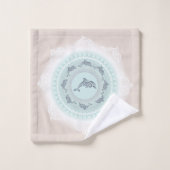 Dolphins Mandala Bleek Blue Taupe Coastal Bad Handdoek (Wasdoekje)