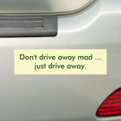 dolt-drive-away-mad-01 bumpersticker (Op auto)