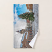 Dome-plein met kerstboom in Riga Handdoek (Handdoek)