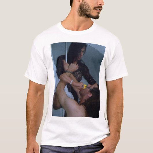DOMINACION MISTRESS T-SHIRT (Voorkant)