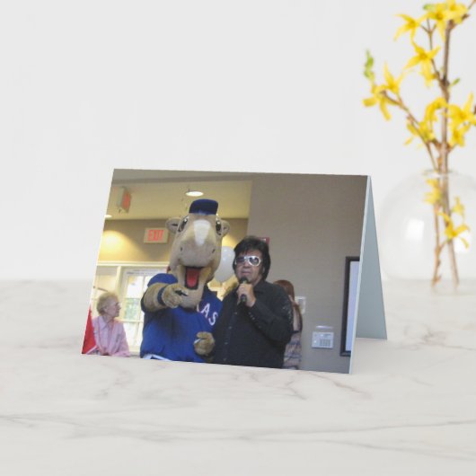 Domingo Verjaardag Kaart (Gele Bloem)