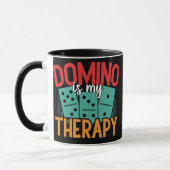 Domino is mijn therapy Dominoe Master Game Spelspe Mok (Links)