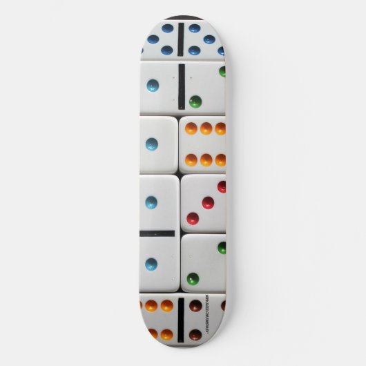 Dominoes skateboard (Voorkant)