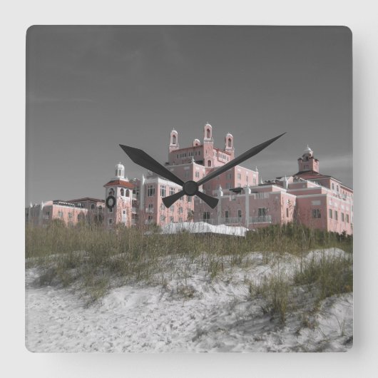  Don CeSar Vierkante Klok (Voorkant)