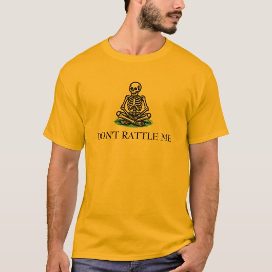 Don’t Rattle Me Skeleton Gadsden Flag Parody T-shirt (Voorkant)