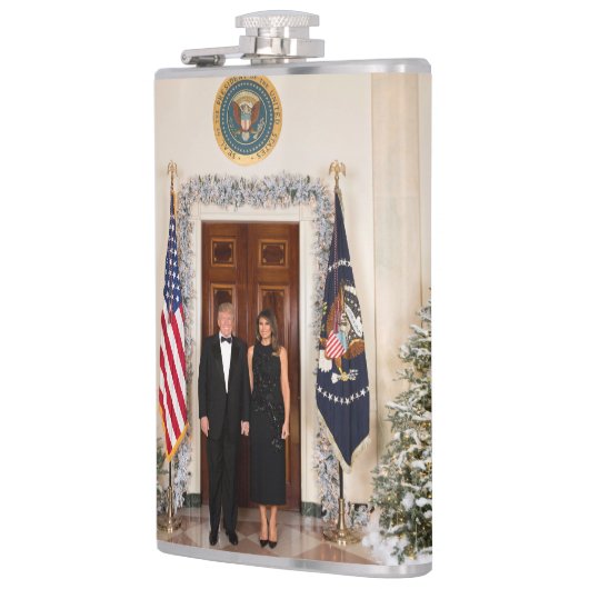 Donald & Melania Trump's kerstwitte huis Heupfles (Links)