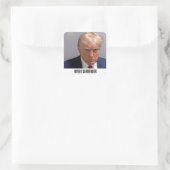 Donald Trump 2024 nooit overgeven Vierkante Sticker (Tas)