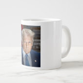 Donald Trump 2025 Amerikaans President Grote Koffiekop (Voorkant rechts)