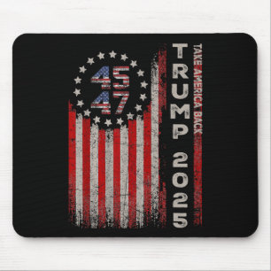 Donald Trump 2025 neemt de Amerikaanse vlag van Am Muismat