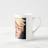 DONALD TRUMP BEENDEREN CHINA MOK (Rechts)