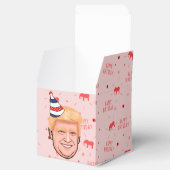 DONALD TRUMP BIRTHDAY BEDANKDOOSJES (Geopend)