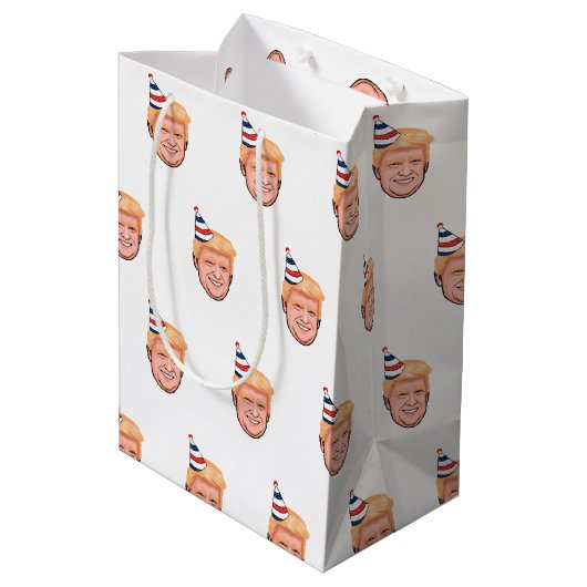 DONALD TRUMP BIRTHDAY MEDIUM CADEAUZAKJE (Achterkant Gekanteld)