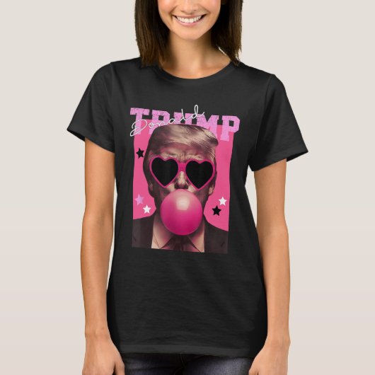 Donald Trump Blowing Bubble Gum Pink Sungles Trump T-shirt (Voorkant)