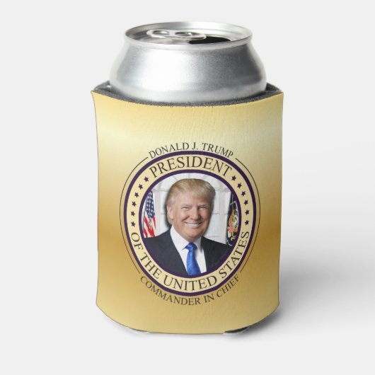 DONALD TRUMP COMMANDER IN CHIEF GOLD PRESIDENTIAL BLIKJESKOELER (Blikje Achterkant)
