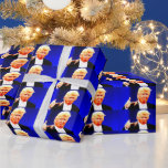 DONALD TRUMP DUMBS UP CHRISTMAS WRAPPING PAPER CADEAUPAPIER<br><div class="desc">TRUMP THUMBS UP CHRISTMAS WRAPPING PAPER</div>