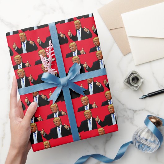DONALD TRUMP DUMBS UP CHRISTMAS WRAPPING PAPER CADEAUPAPIER (Geschenken)