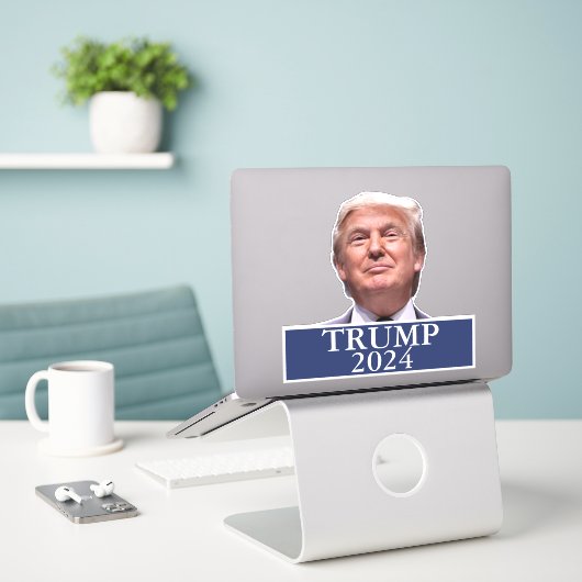 Donald Trump Foto President 2024 Decal Sticker (Laptop op bureau)