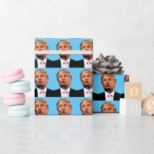 DONALD TRUMP KISS BIRTHDAY WRAPPER PAPIER