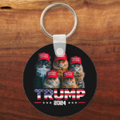 Donald Trump maakt katten weer veilig Rode Pet 202 Sleutelhanger (Achterkant)