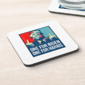 Donald Trump Middle Finger Biden Harris America Re Bier Onderzetter (Linkerzijde)