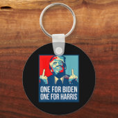 Donald Trump Middle Finger Biden Harris America Re Sleutelhanger (Voorkant)
