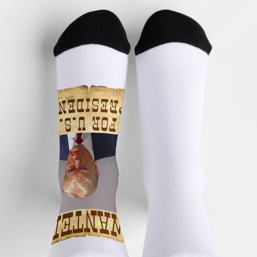 DONALD TRUMP MOK SHOT GEZOCHT VOOR US PRESIDENT 20 SOKKEN (Top)