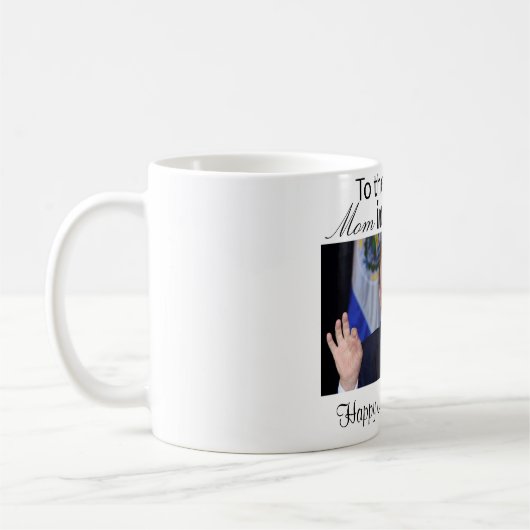 Donald Trump MOK voor cadeau voor moederdag (Links)