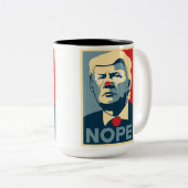 Donald Trump "NOPE" Coffee Mok (Voorkant rechts)