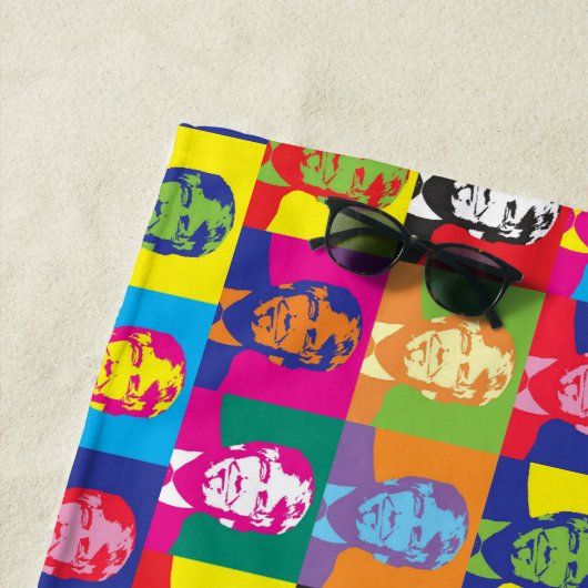 DONALD TRUMP POP ART BEACH TOWELY STRANDLAKEN (In situ)