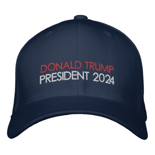 Donald Trump President 2024 Geborduurde Pet (Voorkant)