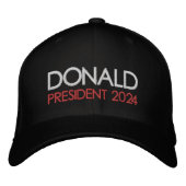 Donald Trump President 2024 Geborduurde Pet (Voorkant)