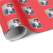 Donald Trump rijdt door papier (Rol Hoek)