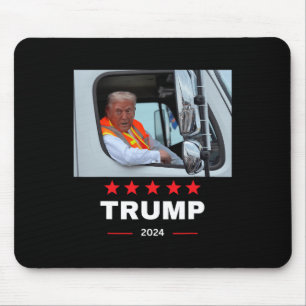 Donald Trump rijdt in vuilniswagen Muismat