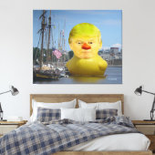 Donald Trump Rubber Gele Eend Verpakt Canvas (Insitu (Slaapkamer))