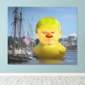 Donald Trump Rubber Gele Eend Verpakt Canvas (Insitu (Houten vloer))