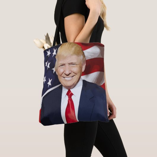DONALD TRUMP TAS CADEAU VOOR HAAR (Dichtbij)