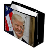 Donald Trump US President Witte Huis MAGA 2024 Groot Cadeauzakje (Voorkant Gekanteld)