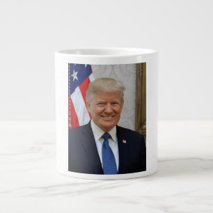 Donald Trump US President Witte Huis MAGA 2024 Grote Koffiekop