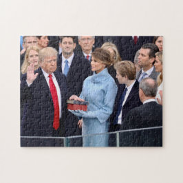 Donald Trump wordt gedragen als President Legpuzzel