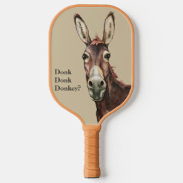 Donk Donk Donkey kijkt naar je op je Pickleball Paddle