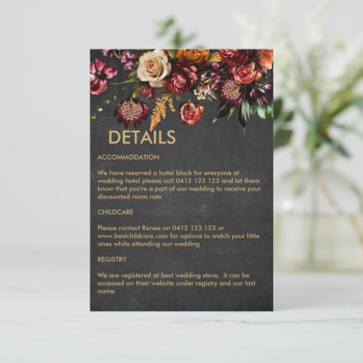 Donk Moody Bold Wild Flower Wedding Informatiekaartje (Staand voorkant)