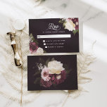 Donk Moody Floral Romantic Wedding RSVP Kaartje<br><div class="desc">Deze romantische, donkere roodbruine bruiloft rsvp, perfect voor elegante formele avondbruiloften, en herfst- of winterthema's, kenmerkt bouquets van bogundy- en roombloemen en donkergroene bladeren, met een uiterst donkere, bijna zwarte achtergrond. Vind de rest van de huwelijksuitnodigingsreeks en meer passende producten in het collectie, of bericht me door het Praatje van...</div>