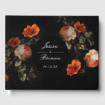 Donk Moody Romantic Floral Dutch Painterly Wedding Gastenboek<br><div class="desc">Pas de tekst aan en verplaats of schaal de cirkel en bloemstukken naar wens. Cirkelvorm en kleur kunnen worden bewerkt.</div>