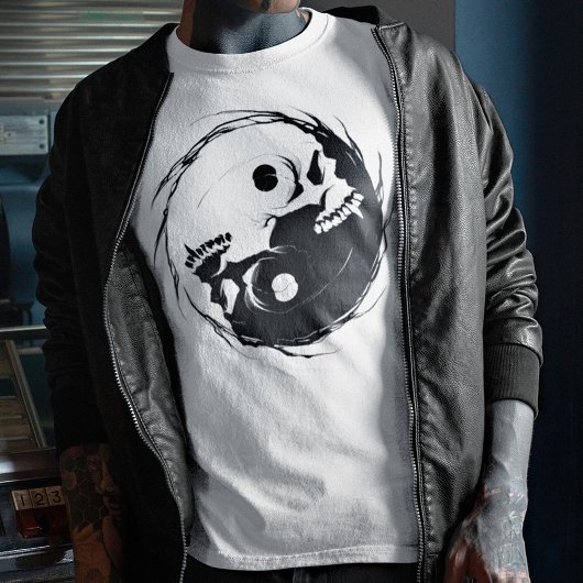 Donk Yin Yang Vampire Skull Religbol T-shirt