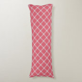 Donker Cranberry Roze Gingham Plaid Lichaamskussen (Voorkant Verticaal)